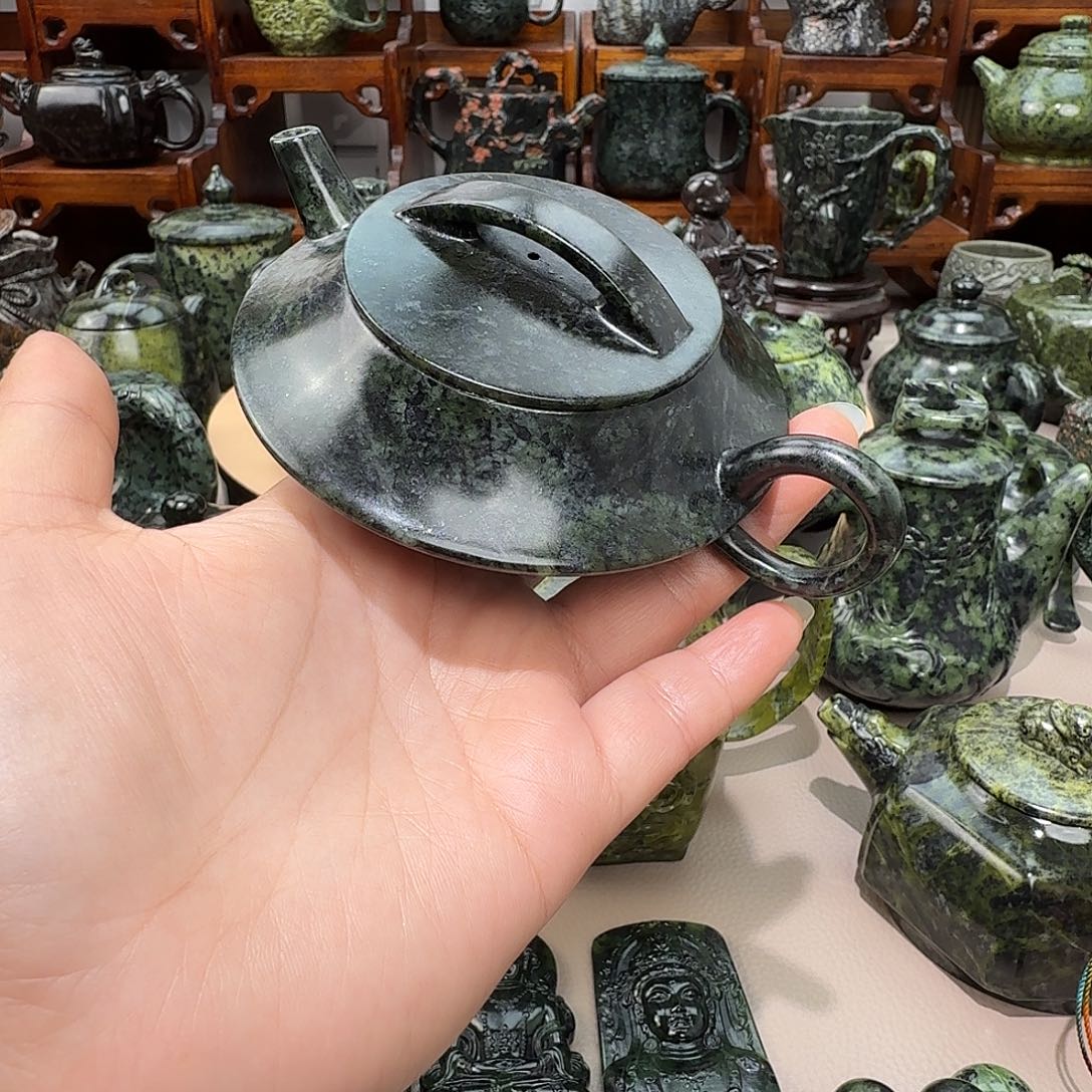 征***荣蛇纹石玉未镶嵌藏玉药王石茶壶