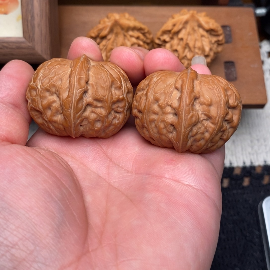 文玩核桃吊坠奔*?元宝41