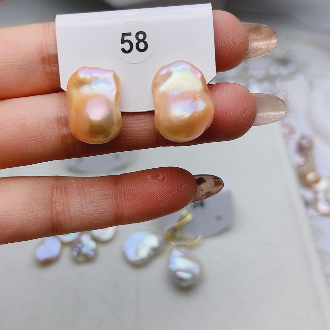 健***乐淡水珍珠颈饰未镶嵌