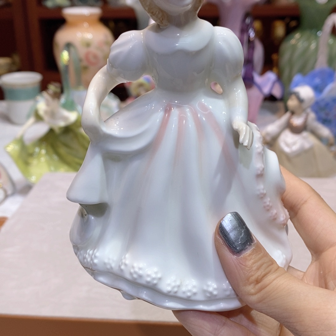 瓷片美呀美呀美呀美啊美呀有瑕