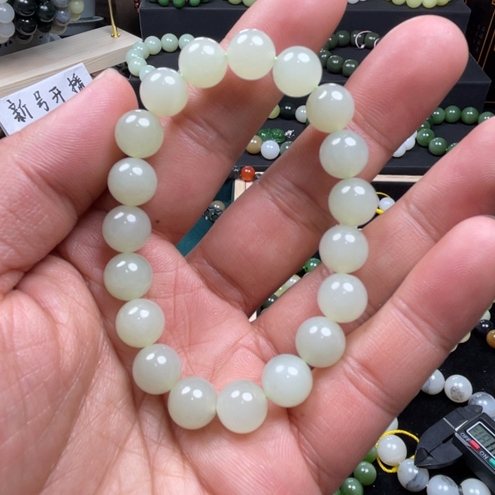 和田玉手串未镶嵌
