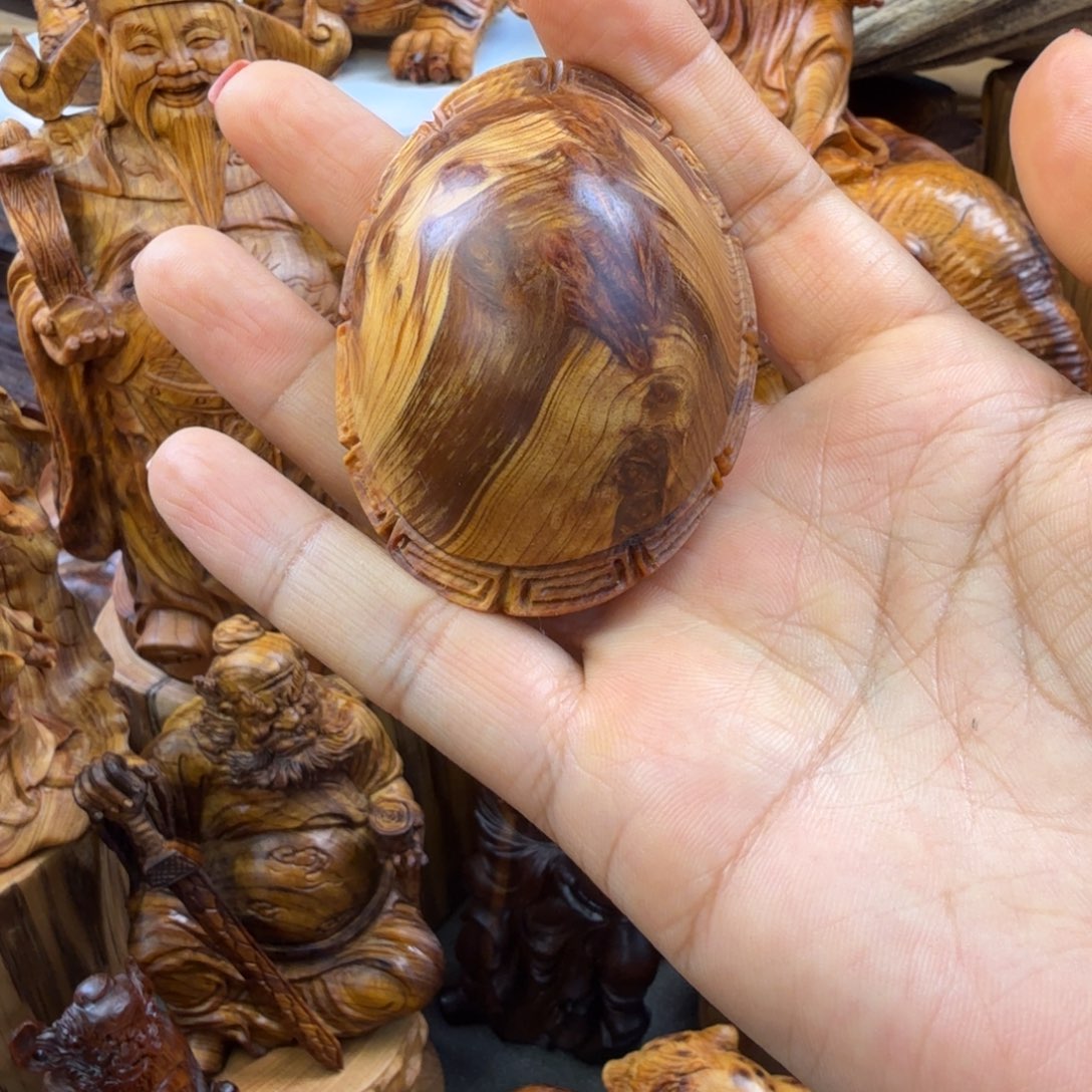 顺***溜柏木手工富甲手把