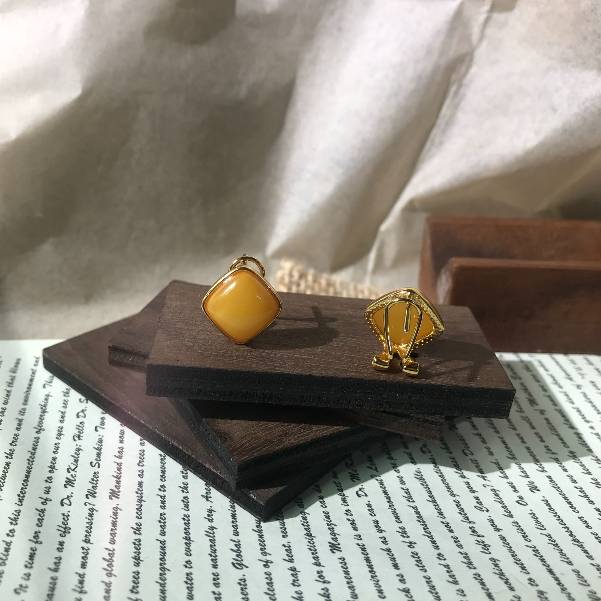 天然保真蜜蜡菱形方糖银s925耳扣女款气质高级感