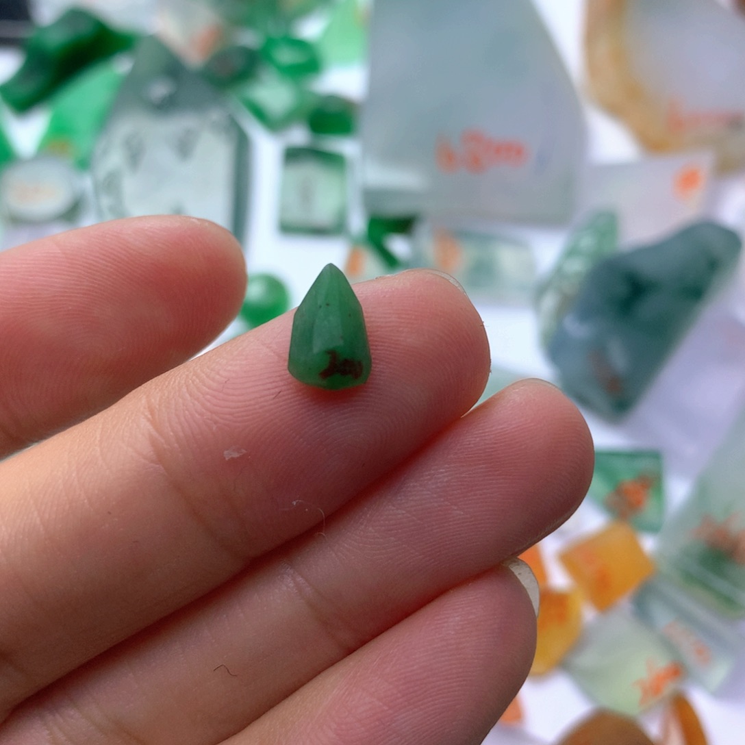 定制翡翠未镶嵌天然缅甸翡翠吊坠挂件