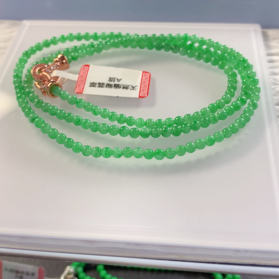 翡翠未镶嵌颈饰项链