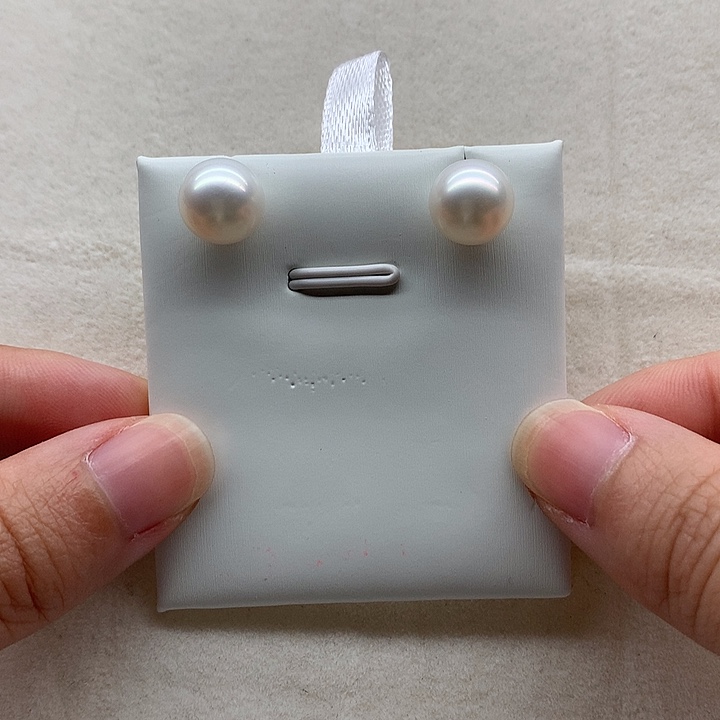 18K金镶嵌海水珍珠耳饰海水澳白耳钉9-10mm