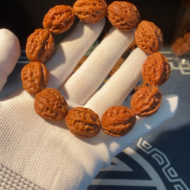 文玩核桃手串……7