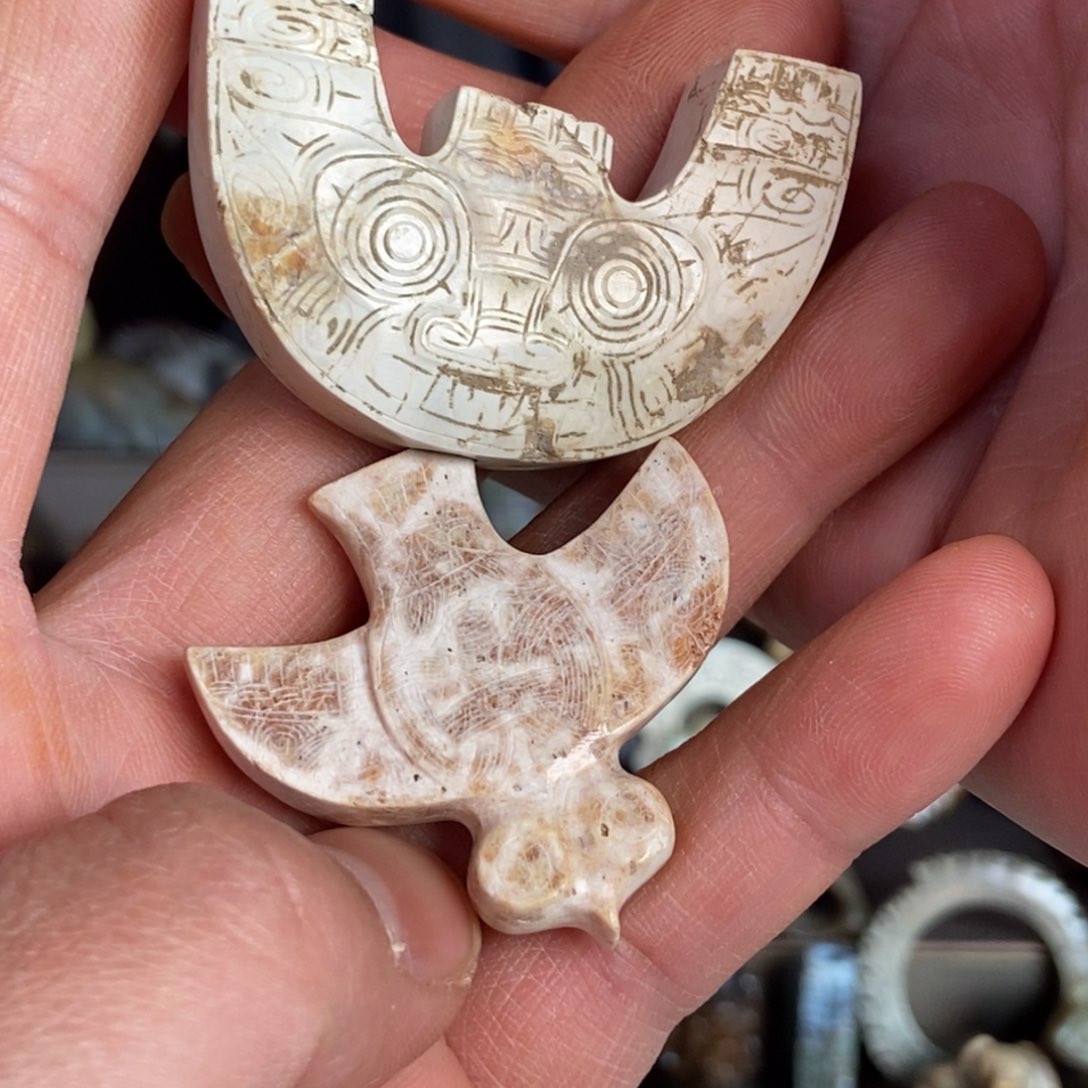 和田玉挂件未镶嵌医**人