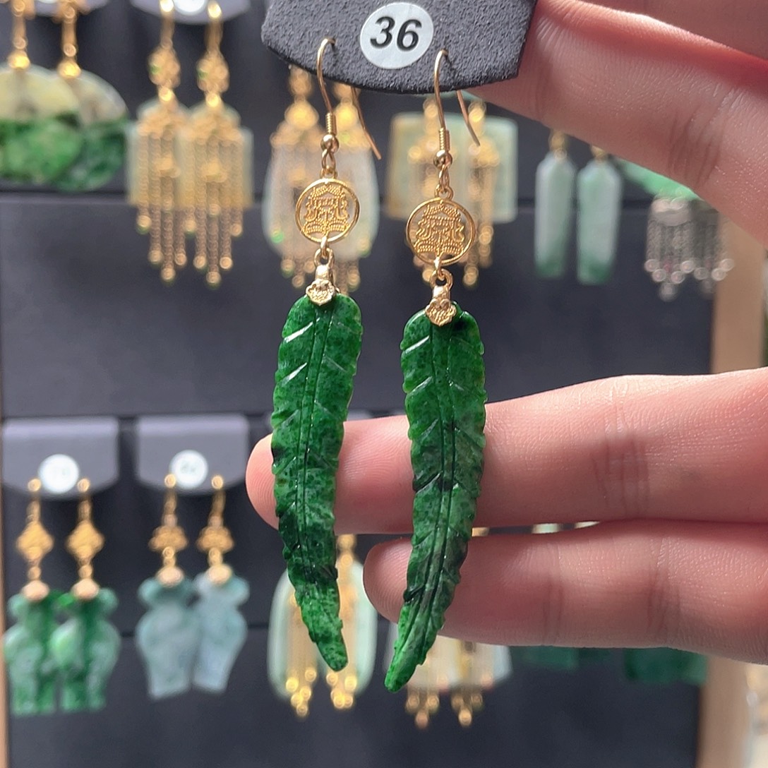 翡翠未镶嵌耳饰翡翠