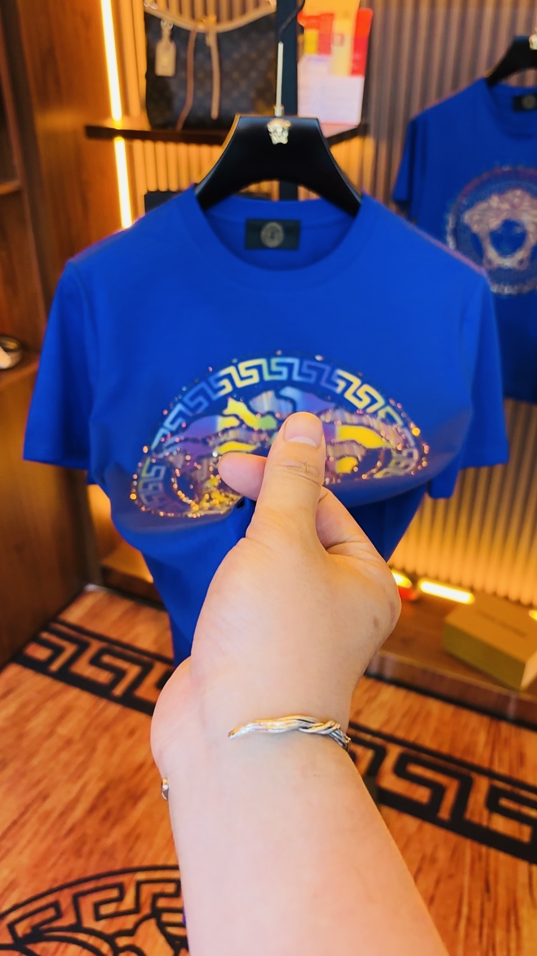 2025【西瓜红-XHXH】重工烫金明星网红同款经典百搭圆领半袖-1