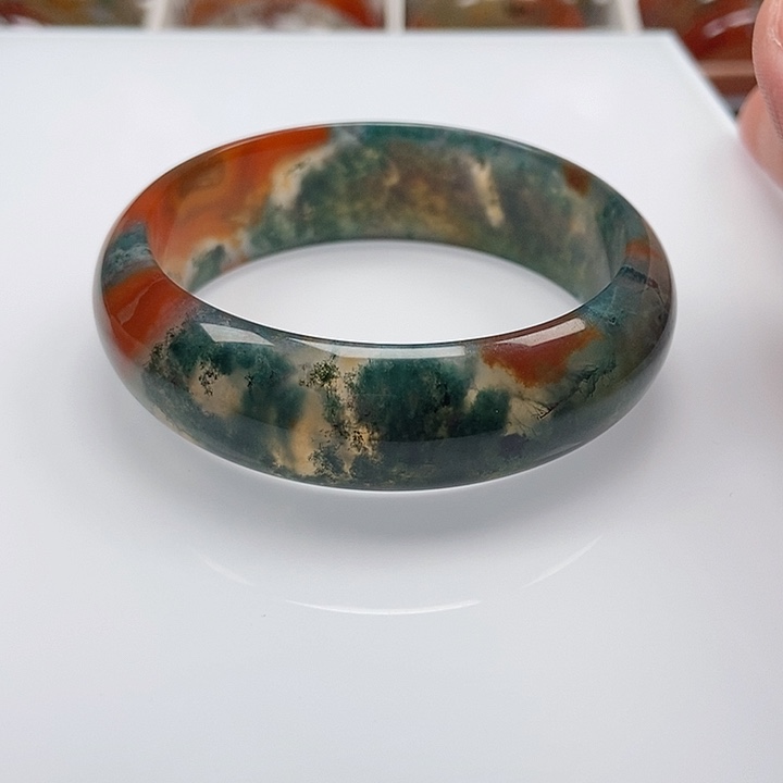 手镯玛瑙/玉髓未镶嵌一****人