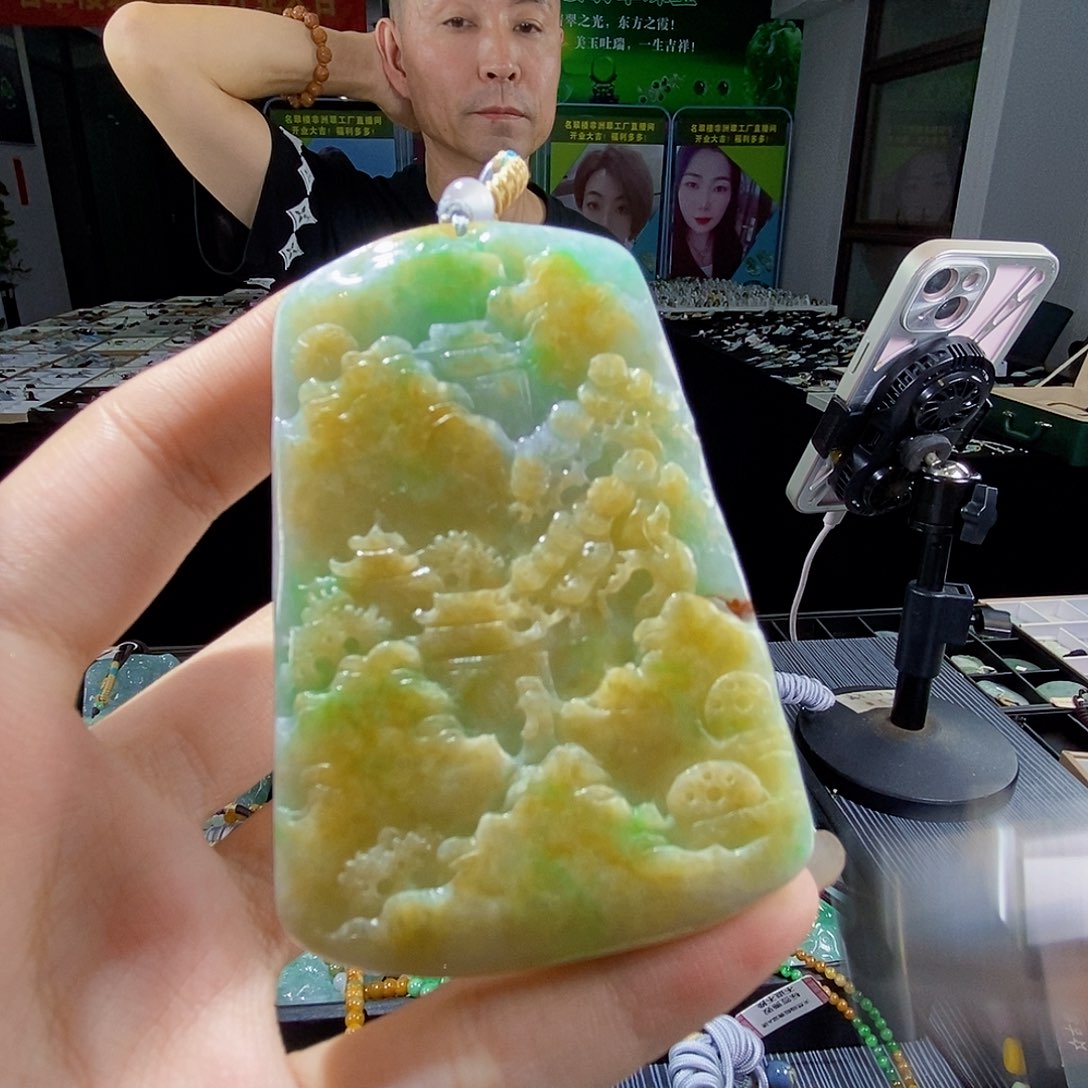 颈饰未镶嵌翡翠翡翠