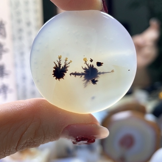 玛瑙/玉髓颈饰未镶嵌