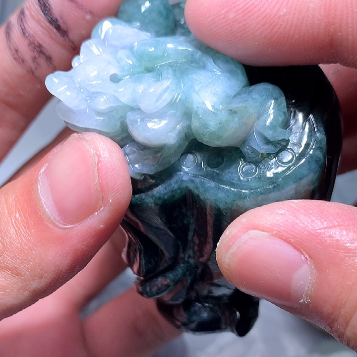 翡翠未镶嵌颈饰保真天然a货翡翠