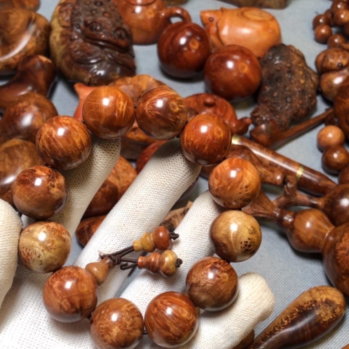 【闪购商品】木麻梨疙瘩火琉璃手把件