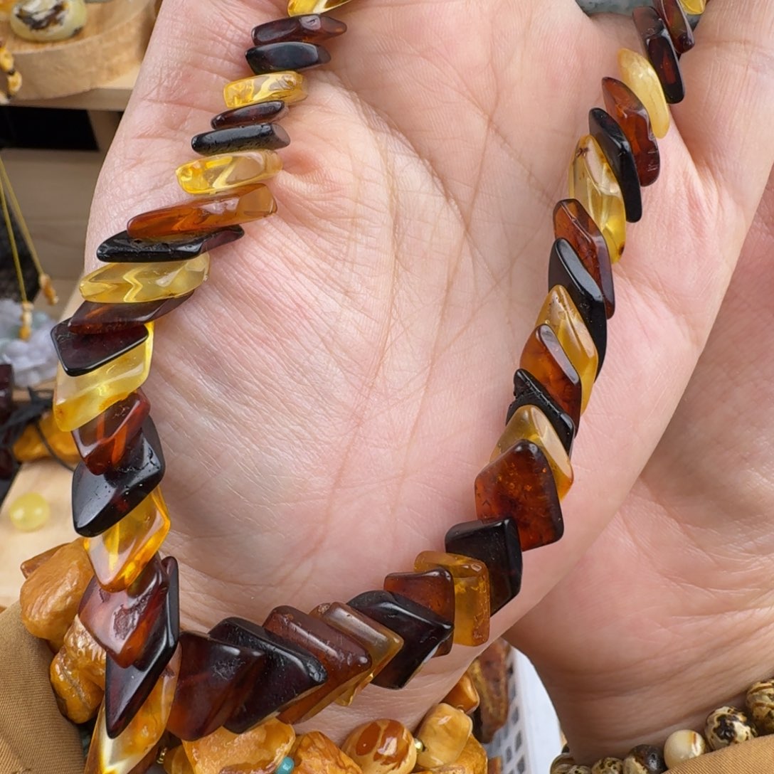 琥珀未镶嵌裸石福利