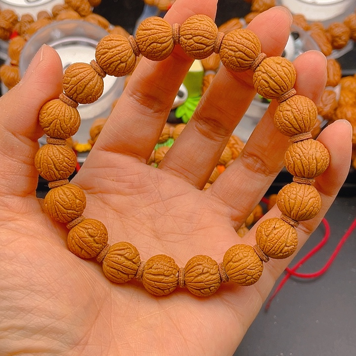 桃核吊坠精品满天星13尺寸捡漏