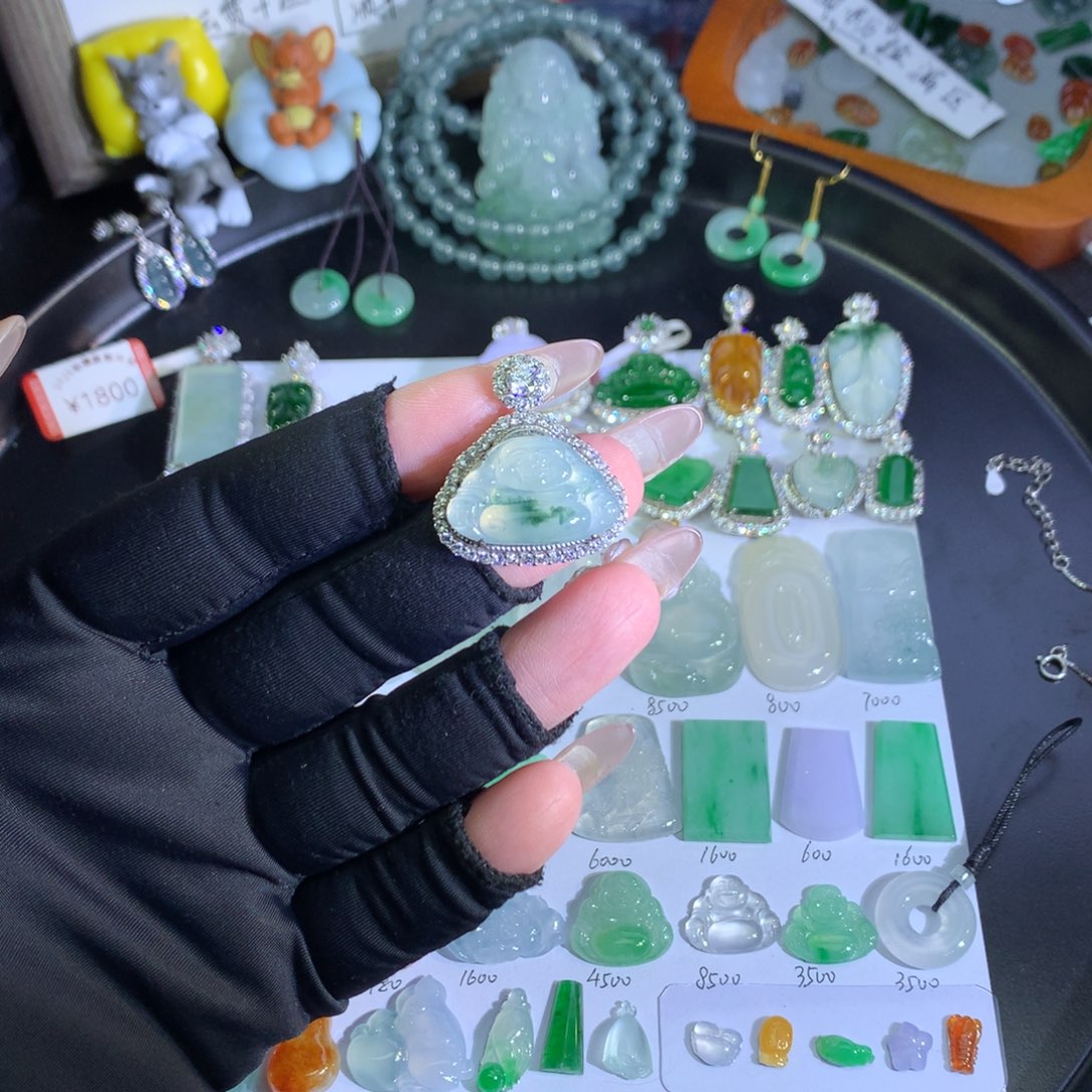 翡翠银S925镶嵌吊坠(不含链)飘花佛公
