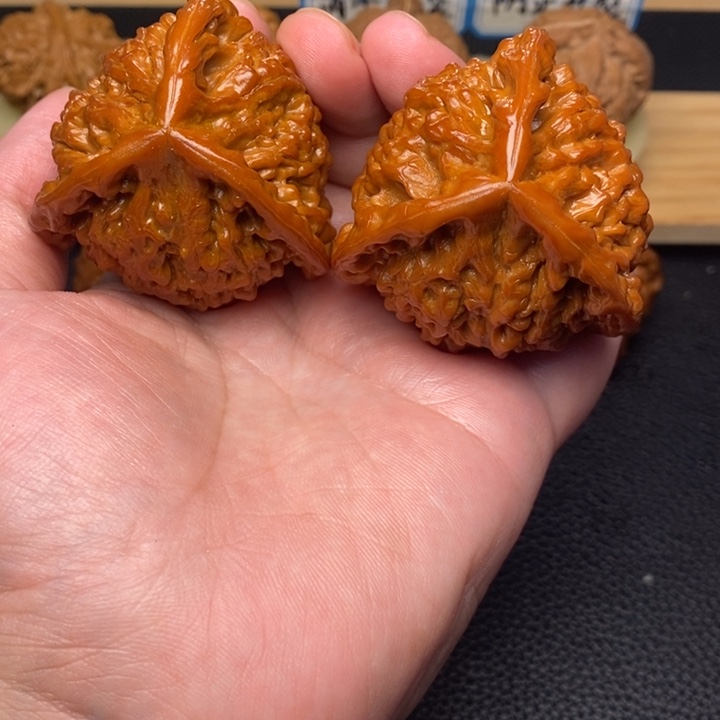 把件文玩核桃豌**爸工艺三棱