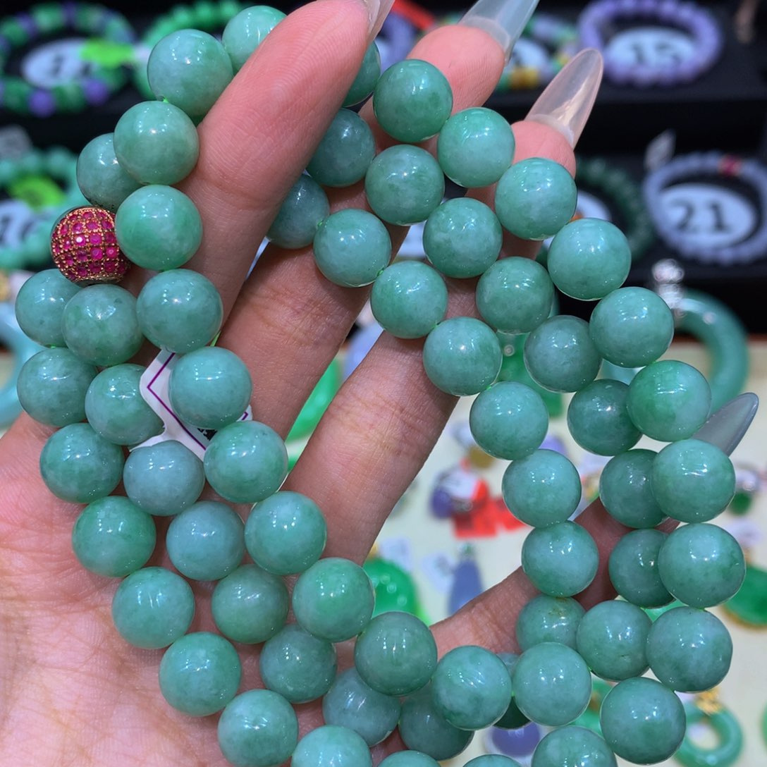 翡翠未镶嵌颈饰翡翠10