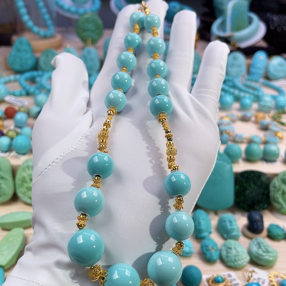 绿松石珠宝奇石18K金镶嵌