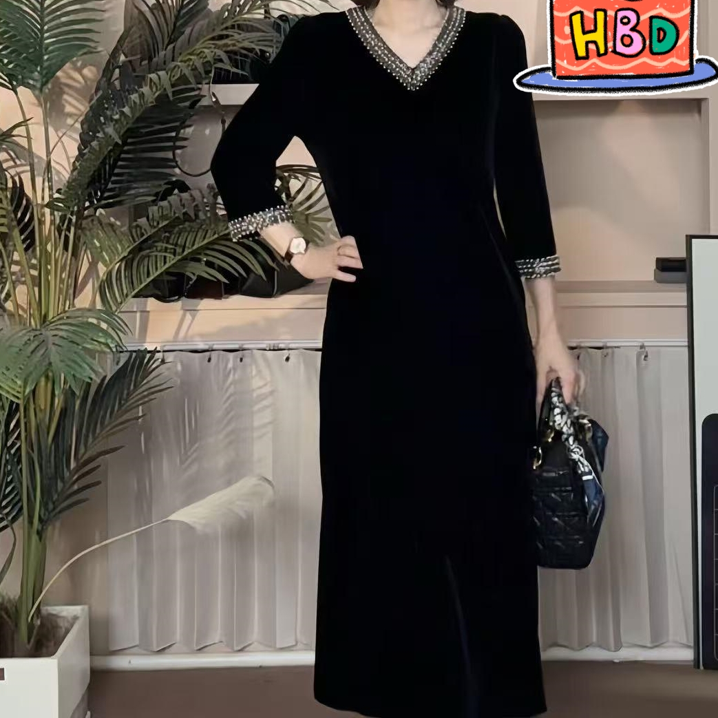 新款时尚重工烫珠显瘦气质感连衣裙