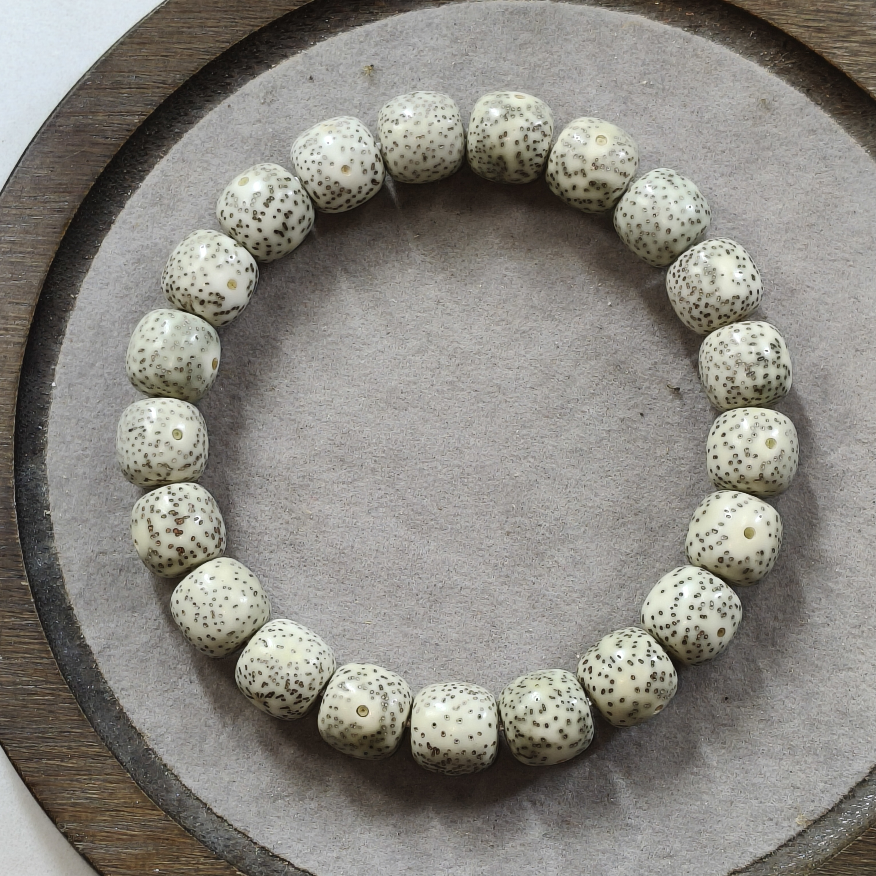 C394 原生态石玉料星月菩提卡11×10老型珠单圈手串(多样性发其一)