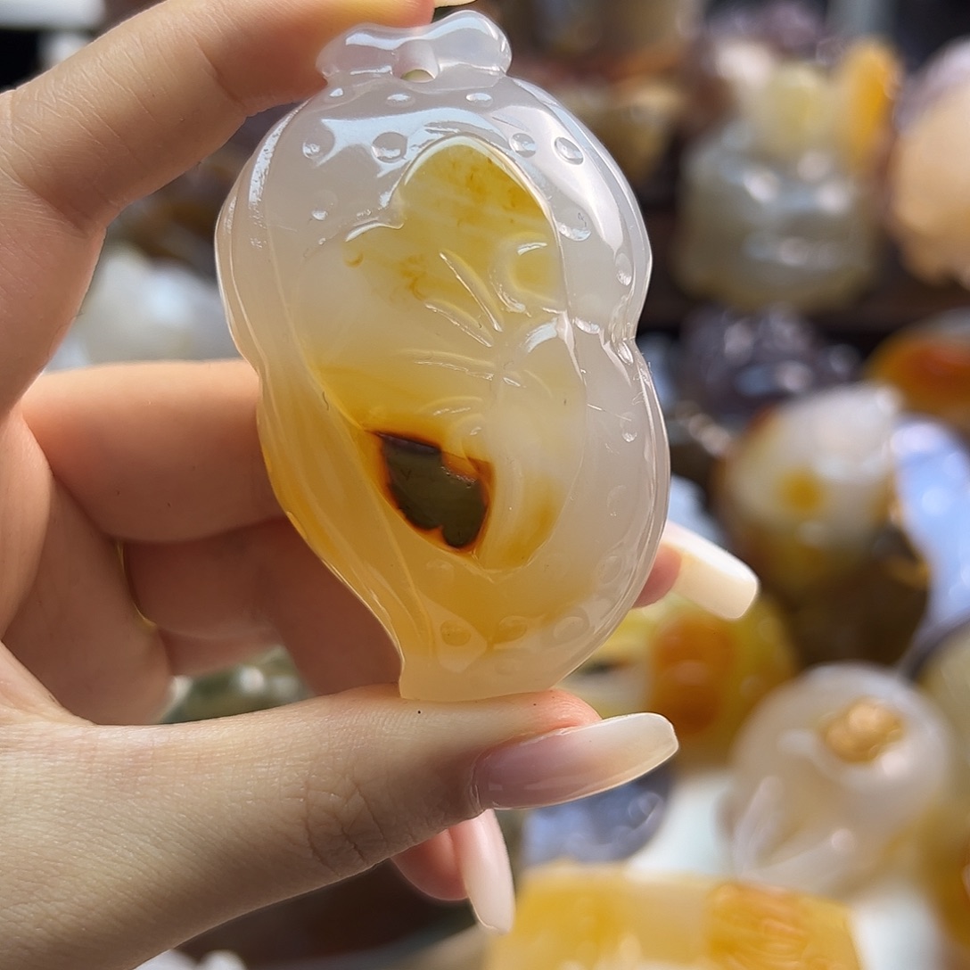 玛瑙/玉髓未镶嵌颈饰