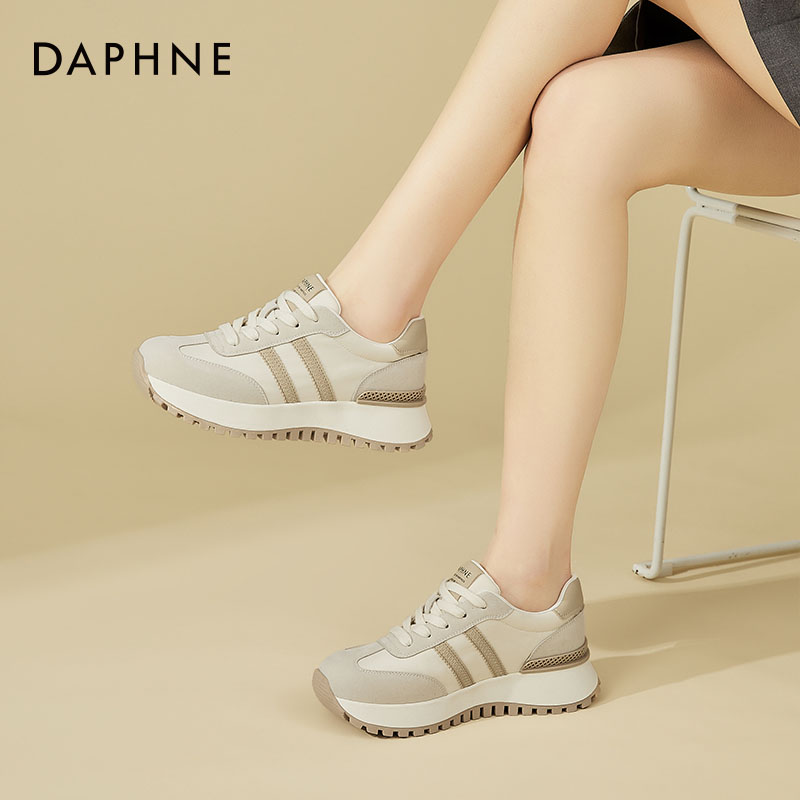 达芙妮厚底德训鞋女款2025春秋季新款增高女鞋子复古风阿甘鞋7022