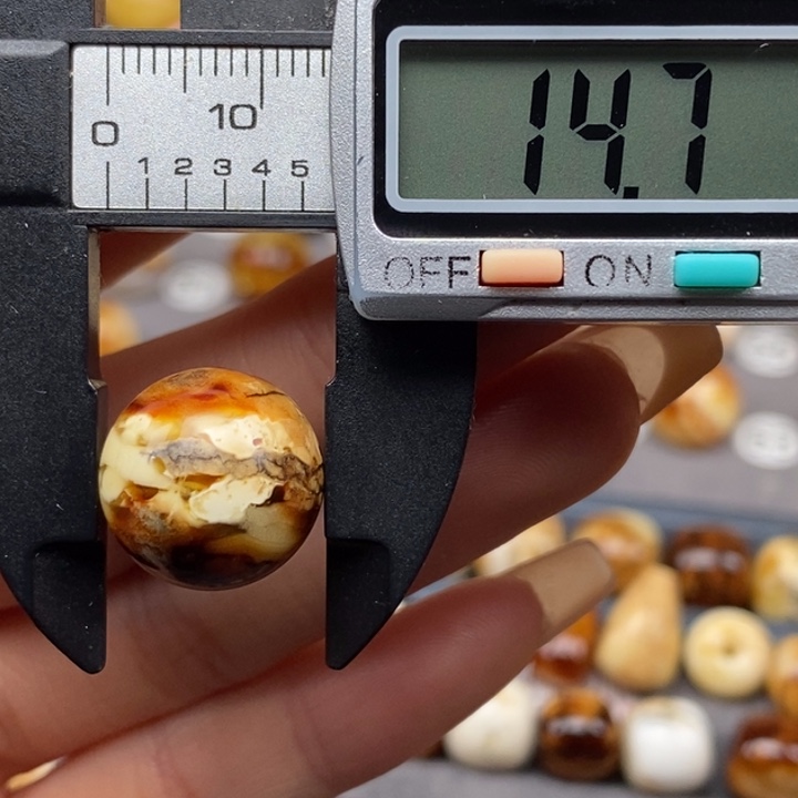 未镶嵌琥珀戒指圆珠