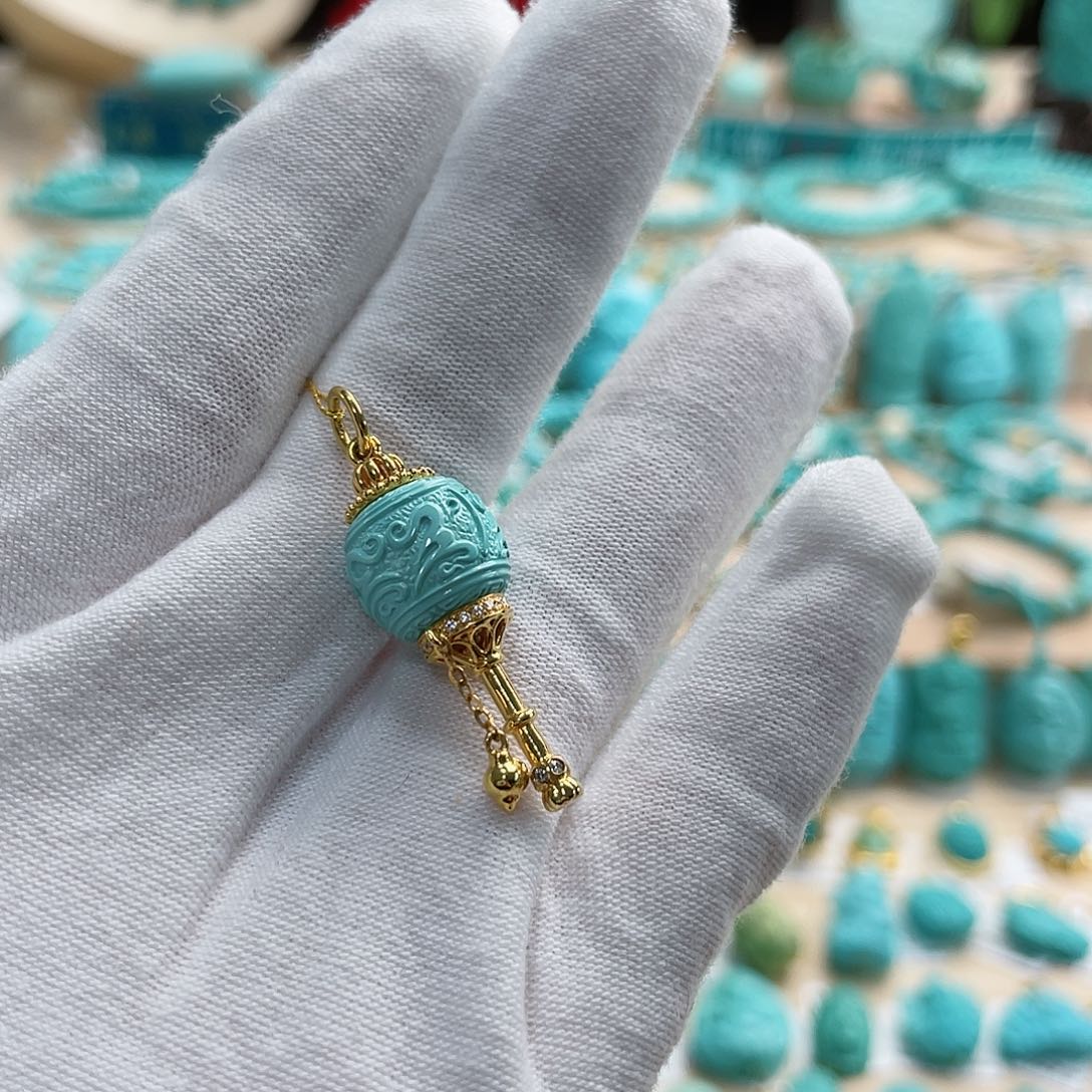 绿松石珠宝奇石18K金镶嵌