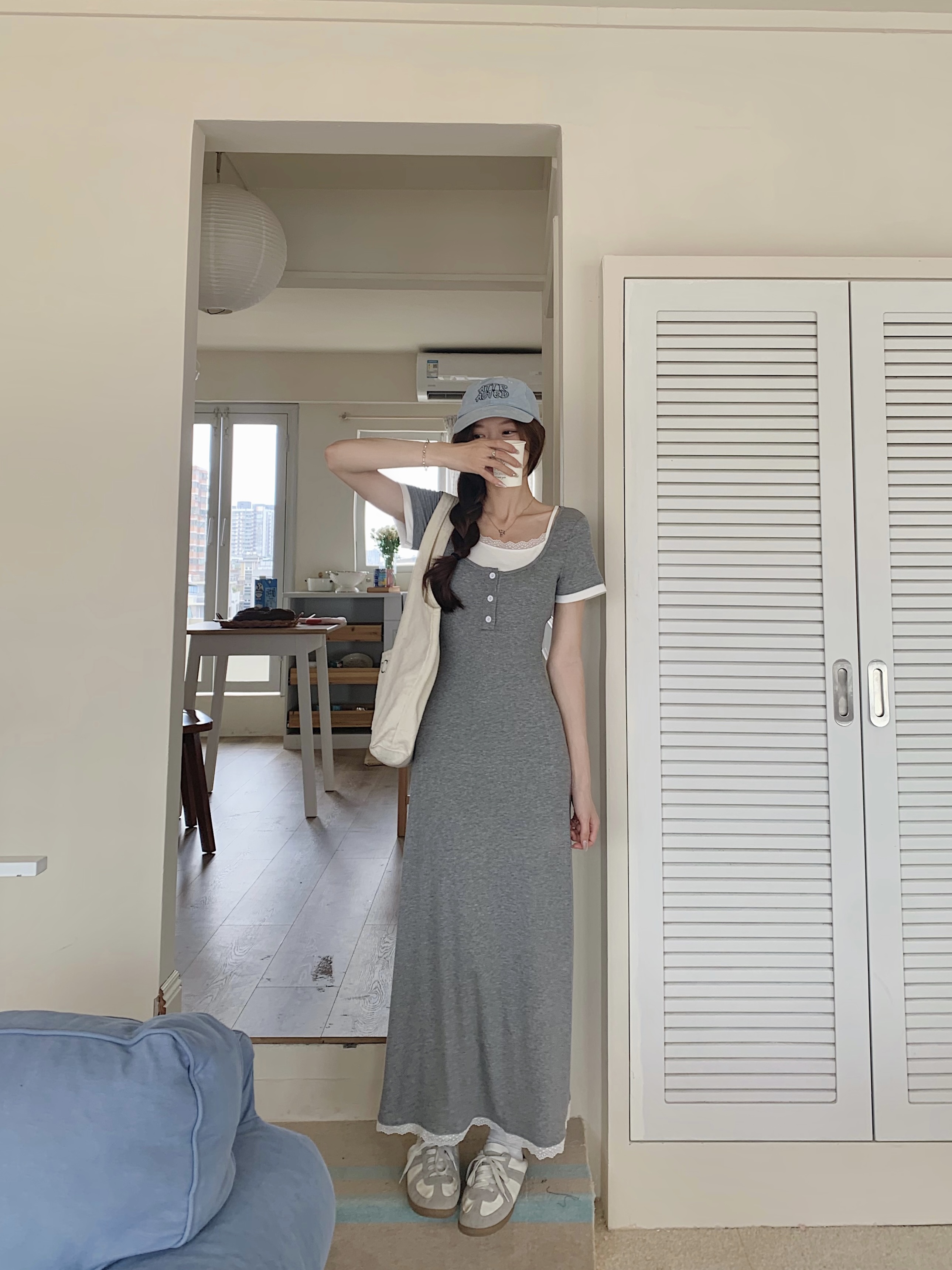 蕾丝拼接假两件灰色连衣裙女显瘦垂感短袖长裙子夏季