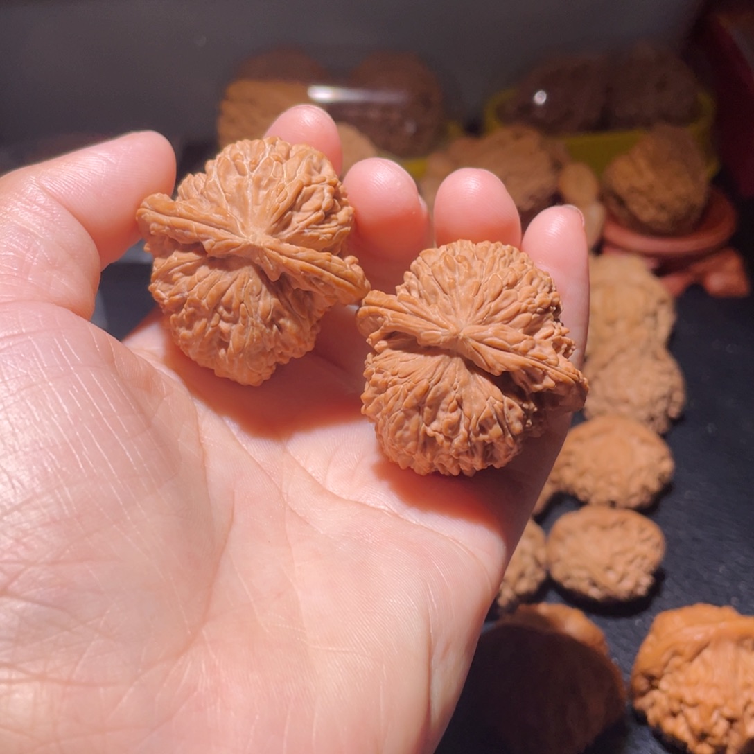 桃核吊坠38尺三角白