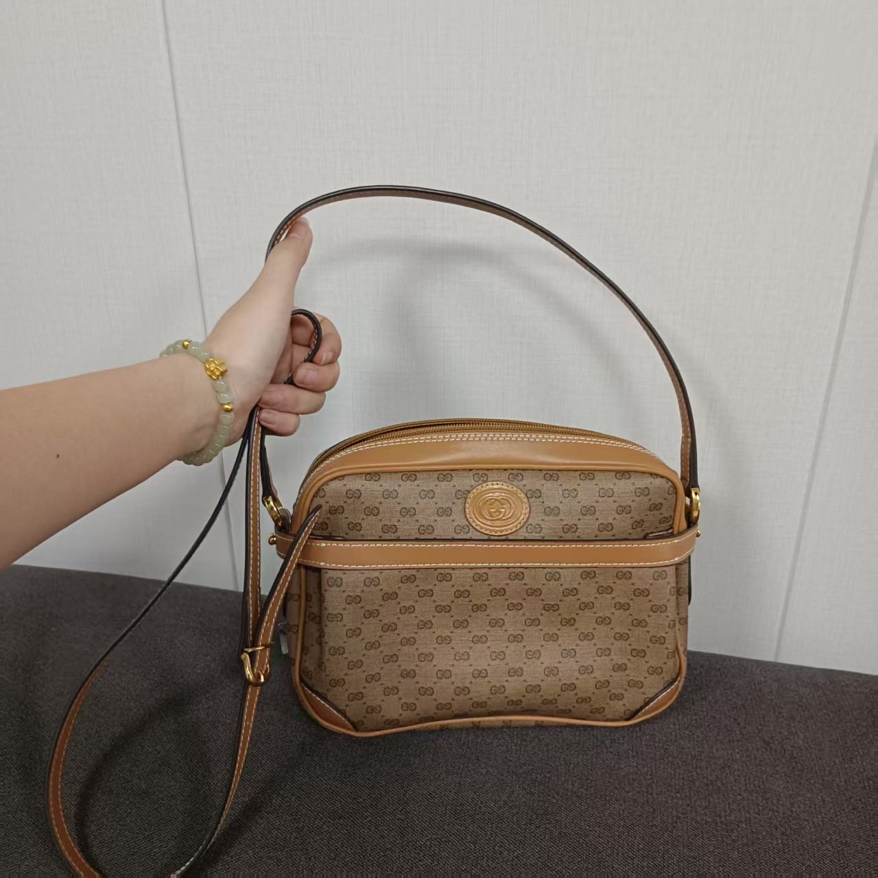 95新 GUCCI/古驰 兔兔奢小颖/古驰斜挎包/31075