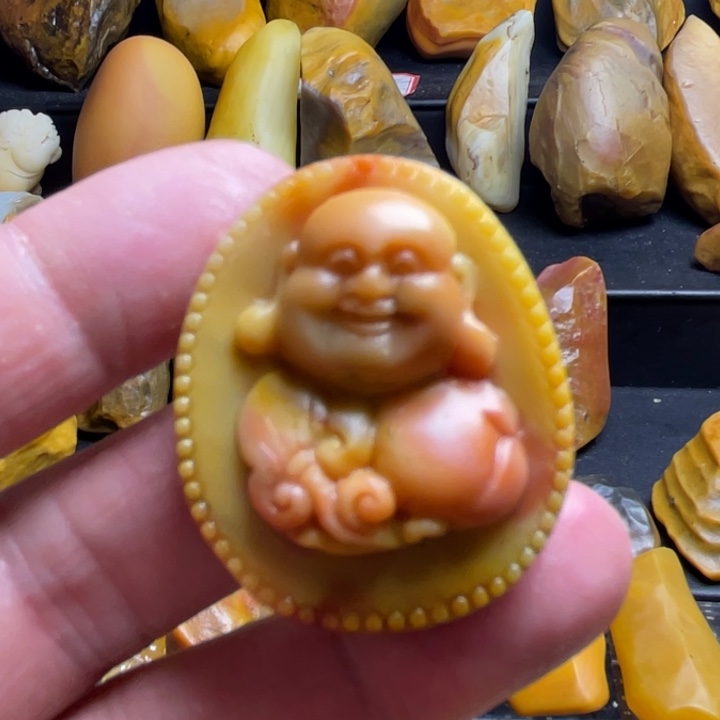 岁***歌福满多彩石直播间