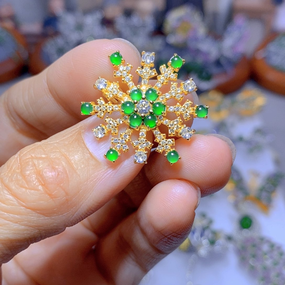 翡翠耳坠银S925镶嵌天然翡翠