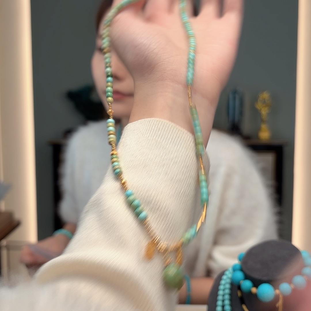 绿松石18K金镶嵌颈饰