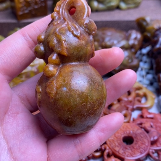 蛇纹石玉未镶嵌颈饰19