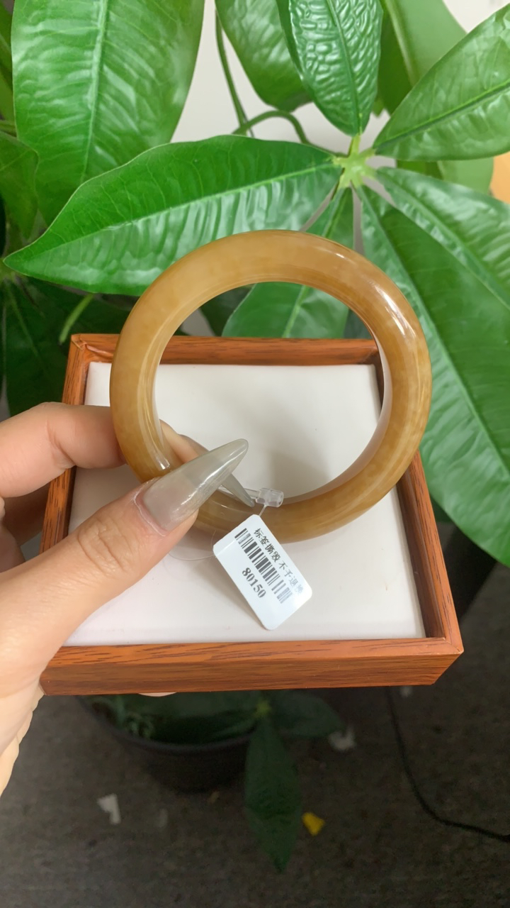 天然和田玉手镯子56.5