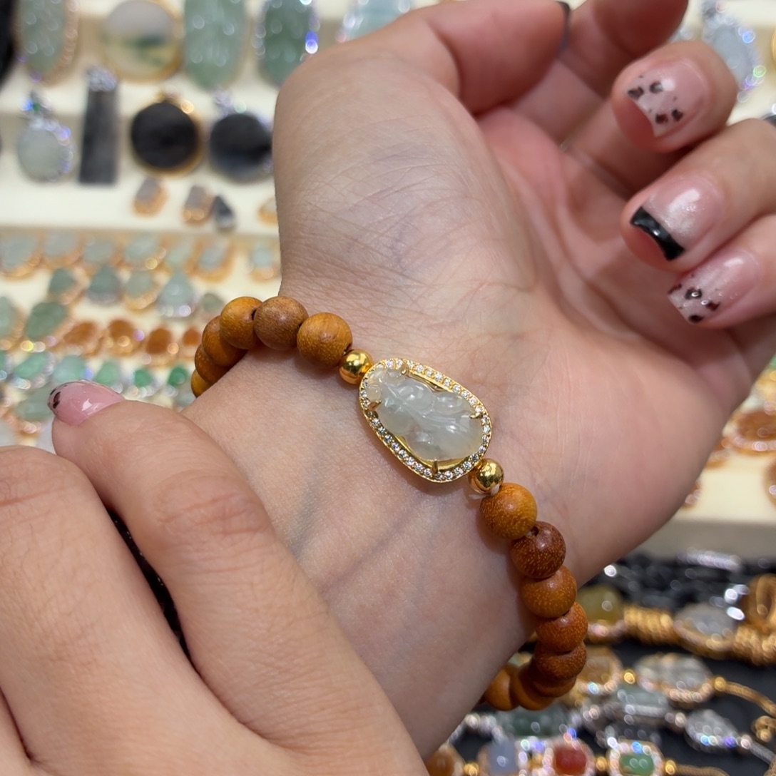 翡翠银S925镶嵌颈饰手串