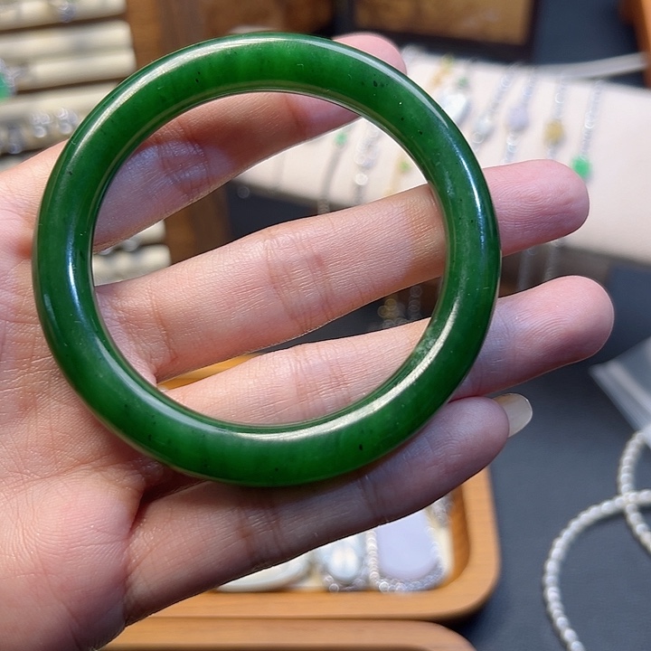 和田玉（碧玉）未镶嵌手镯手镯