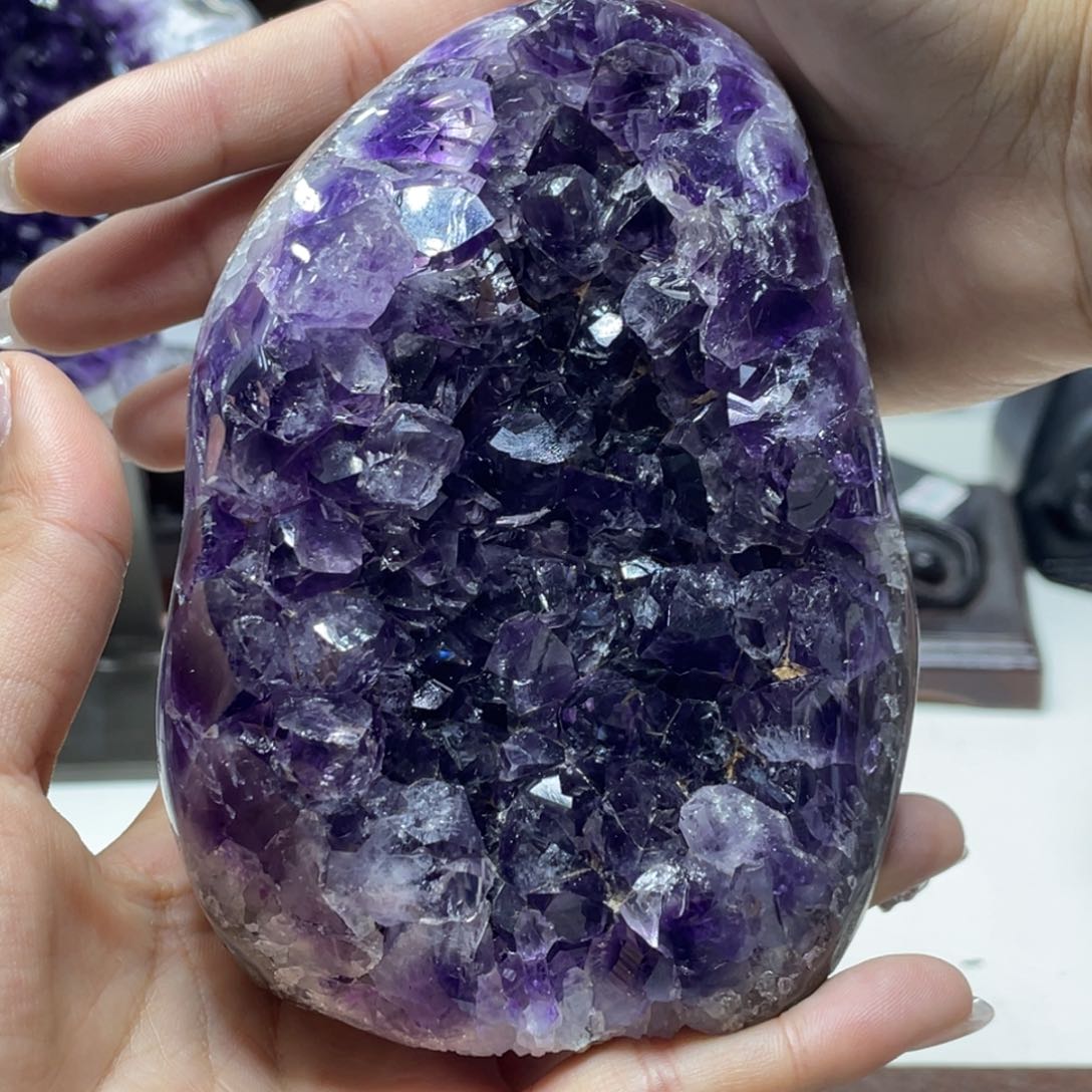 紫晶大型摆件（非配饰）未镶嵌