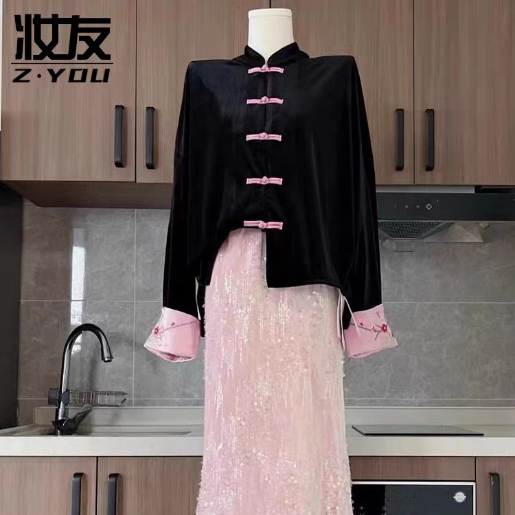 (袖口织金刺绣加厚)新中式中国风年轻款黑色金丝绒外套盘扣女装