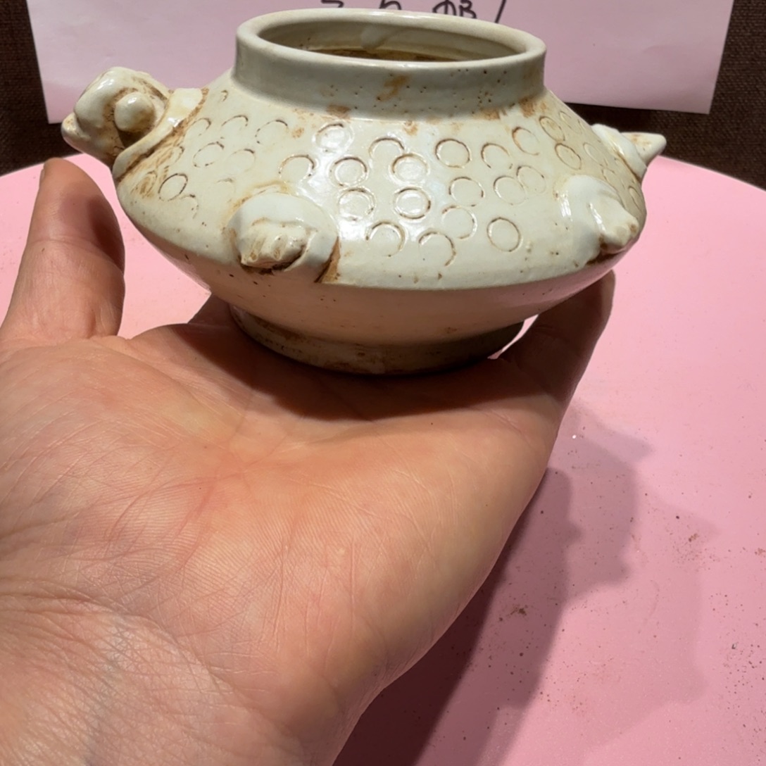 陶其他漂亮的小瓷瓶子