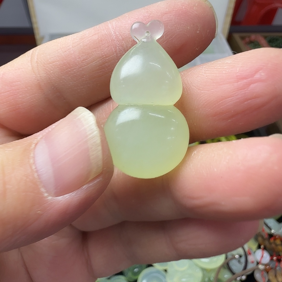 蛇纹石玉合金颈饰