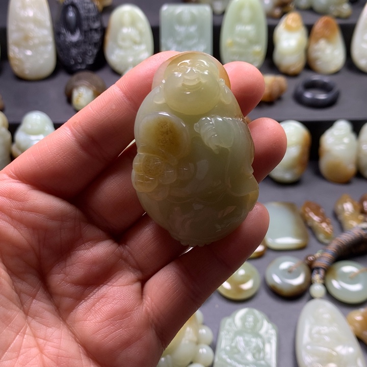 和田玉（糖玉）颈饰未镶嵌羊*