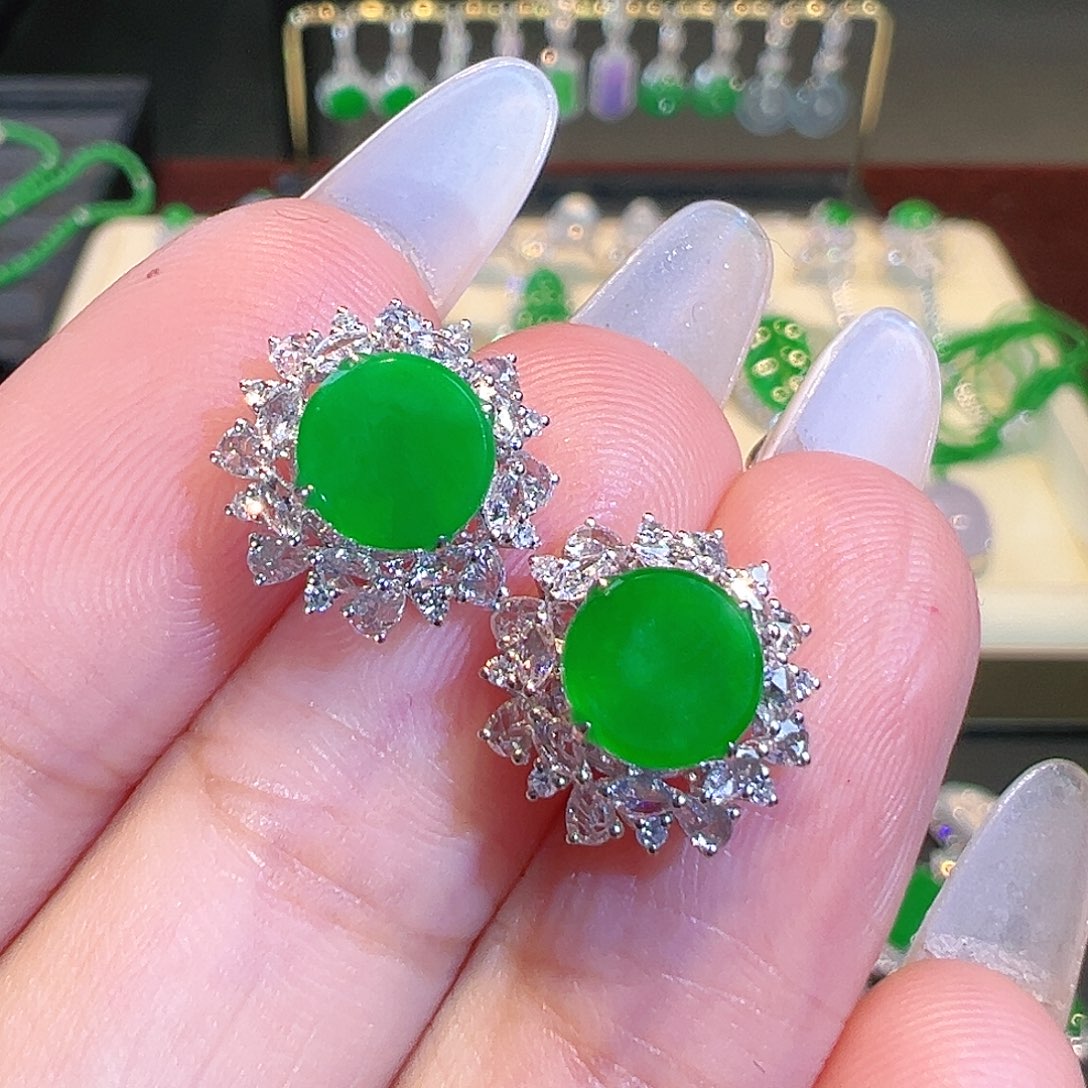 翡翠耳钉18K金镶嵌翡翠