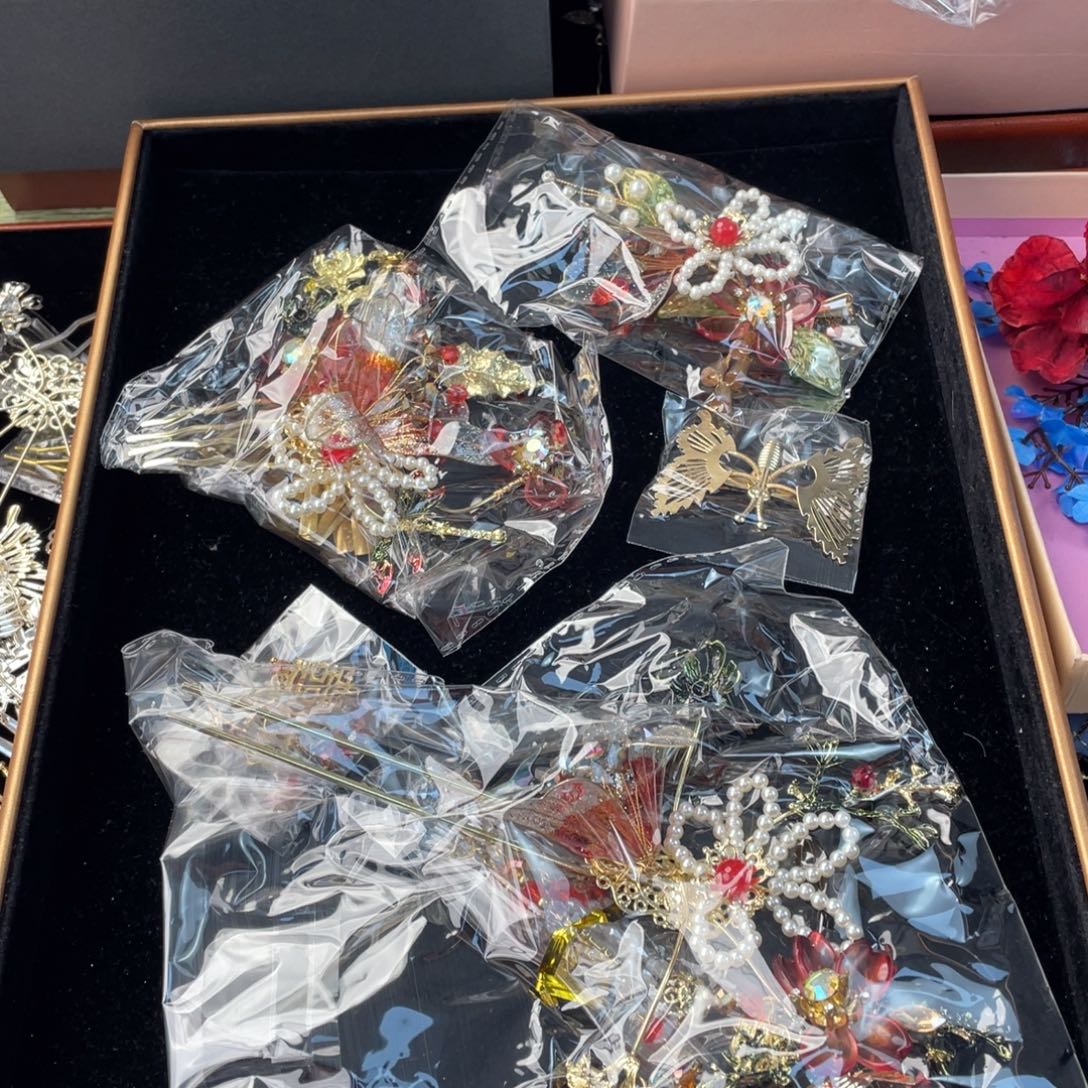 混合材质新娘秀禾头饰默认微瑕不退换