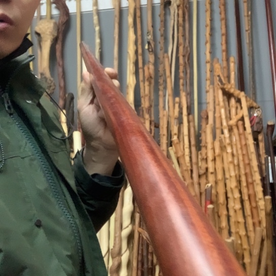 D***n小叶紫檀鞭杆料长130厘米