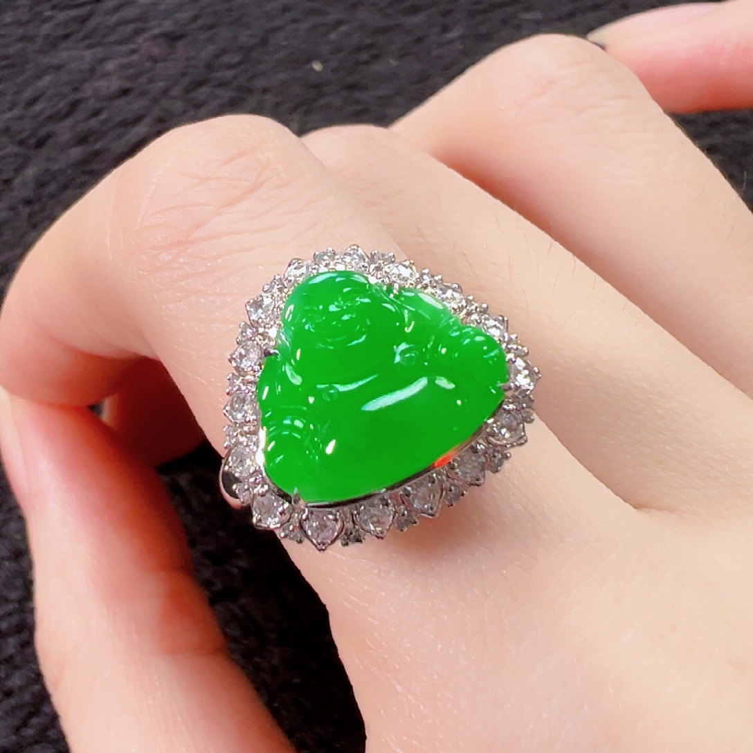 翡翠18K金镶嵌戒指签收后24小时鉴赏期